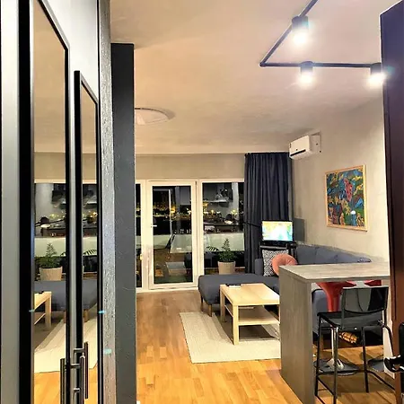 Danube View Artapartment With Balcony Budapest Exterior photo