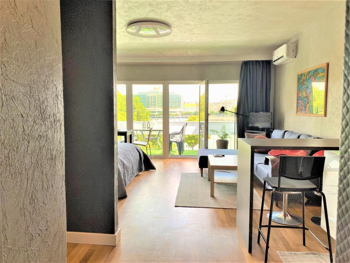 Danube View Artapartment With Balcony Апартаменти Будапешт